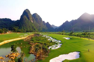 CÁCH ĐÁNH GIÁ TIÊU CHUẨN SÂN GOLF 18 LỖ HIỆN NAY